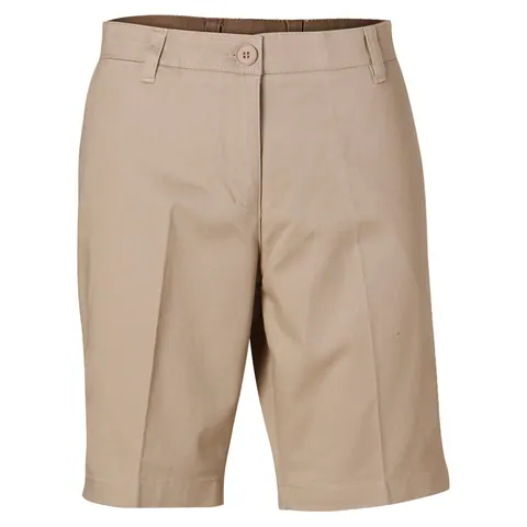 Benchmark Women's Chino shorts